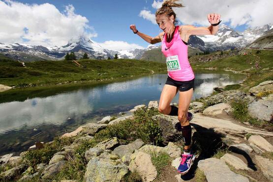 Gornergrat Zermatt Marathon: ein Marathon mit Berglauf-Charakter. Es geht durch die alpine Natur.