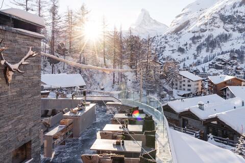 The “CERVO” and “La Ginabelle” hotels in Zermatt rated among the best loved in Switzerland.(1)