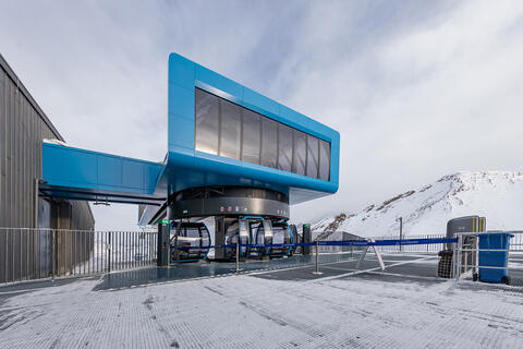 Kumme gondola lift starts its second winter season (1)