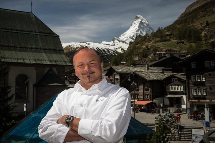 Gault Millau chef Heinz Rufibach returns to the Zermatterhof. 